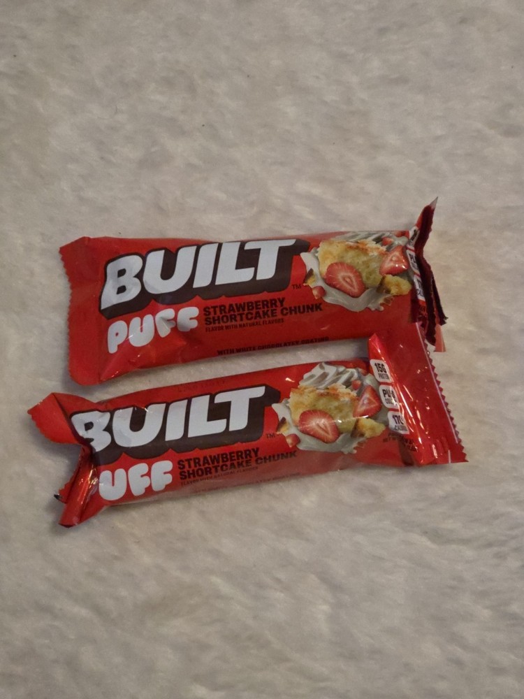 2 Built Strawberry Shortcake Chunk Protein Bars HTF, Exp 2/2/27