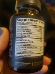 Livingood Daily Vitamin D3 K2 4000 IU 11-in-1 Immune Support 60 Capsules