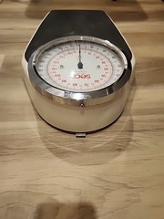 Seca Made in Germany Mechanical Circular Display Scale-320 lbs/150 kg Capacity