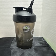 BlenderBottle 20oz Black Shaker Bottle with Mixing Ball Screw-on Lid Plastic