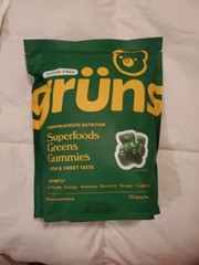 Gruns Adults Super Greens Gummies, Superfood Gummy Bears with Spirulina