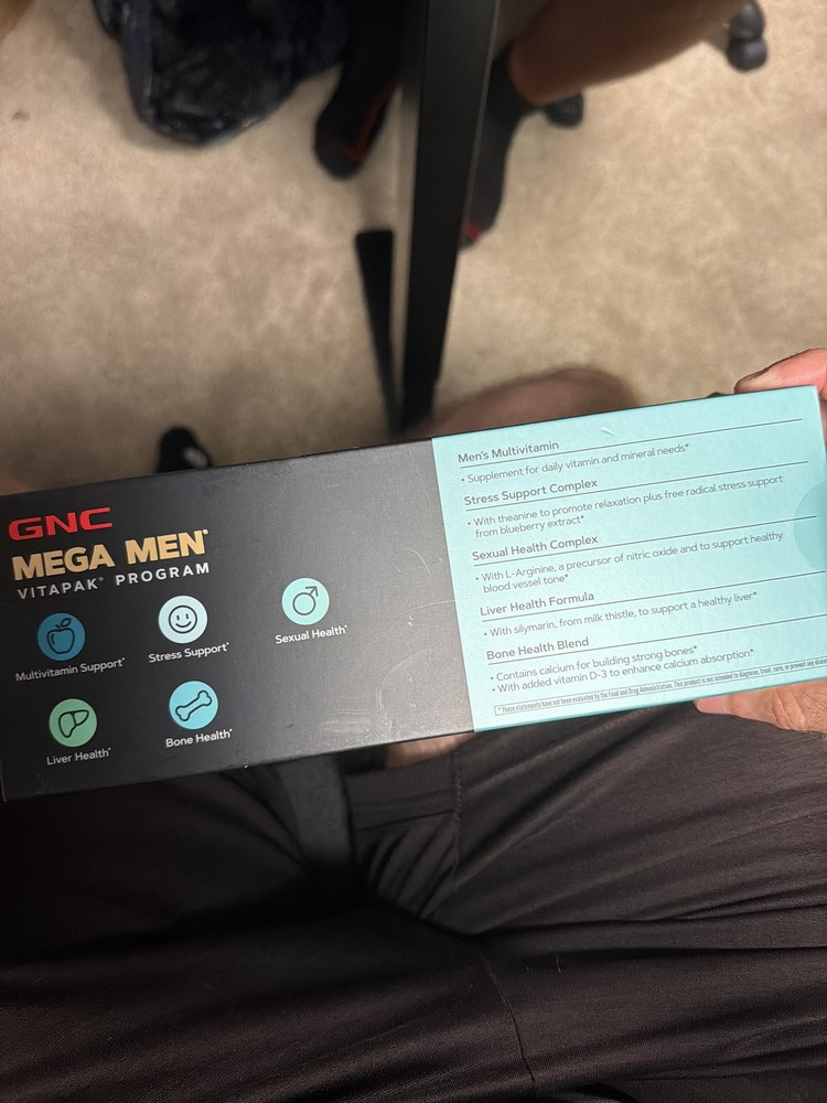 GNC Mega Men Vitapak Program Men 30+ Multivitamin Supplement 30 Packs Stress Bon