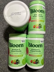 LOT OF 4 BLOOM Greens & Superfoods – STRAWBERRY KIWI – 100 Servings BB 12/2026