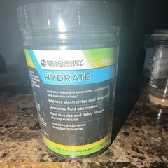 Beachbody Performance Hydrate Electrolytes Citrus Powder During Workout