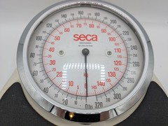 Vintage Seca Mechanical Floor Scale Made in Germany 320 lb 150 kg Capacity