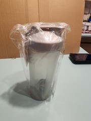 Hydro Elements 24 oz Plastic Shaker Bottle Clear/Gray Screw-On Lid