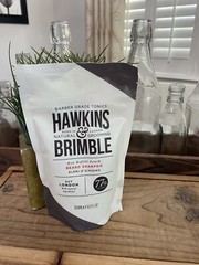 HAWKINS & BRIMBLE Beard Shampoo Elemi & Ginseng Refillable 10.1 oz Made UK