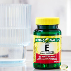 Spring Valley Vitamin E Supplement 400IU Twin Pack, 200 Softgel Capsules