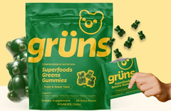 Gruns Adults Super Greens Gummies, Multivitamin Superfood Gummy Bears 28 Packs
