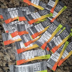 LMNT Zero Sugar Electrolytes MANGO CHILI Salt Drink Mix 22 Sticks EXP 2027 NEW