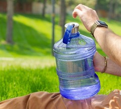 New Wave Enviro Iconic 1 Gallon Round BPA Free Water Bottle 128 Ounces, Blue