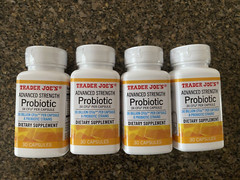Trader Joe’s Probiotic 30 Billion CFUs Per Capsule Advanced 30 Caps (Lot Of 4)