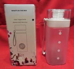 New 13.5 oz 400ml LEMONKIND SHAKER Mixer Bottle BPA Free Tritan Plastic Strap