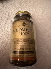 Solgar B-Complex Vegetable Capsules – 100 Count Exp 01/2027