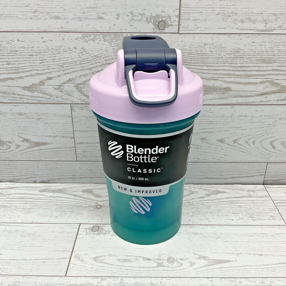 BlenderBottle Classic 20 oz Shaker Cup Protein Mixer Lilac NEW