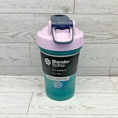 BlenderBottle Classic 20 oz Shaker Cup Protein Mixer Lilac NEW