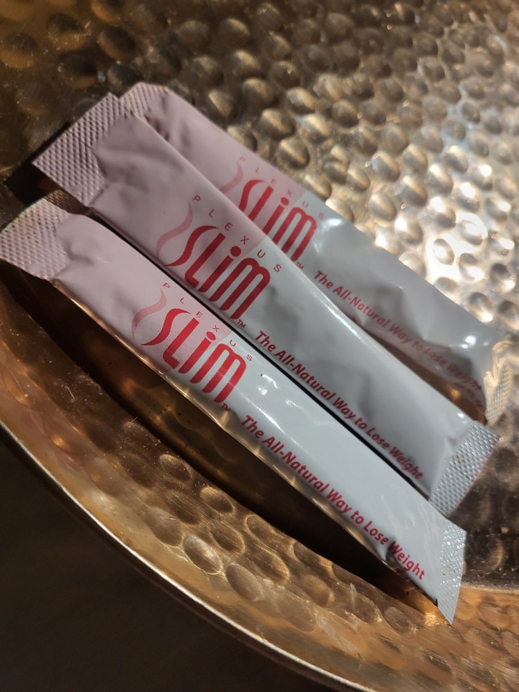 Plexus Slim Weight Loss Drink Mix Stick Packs Powder Pantry White