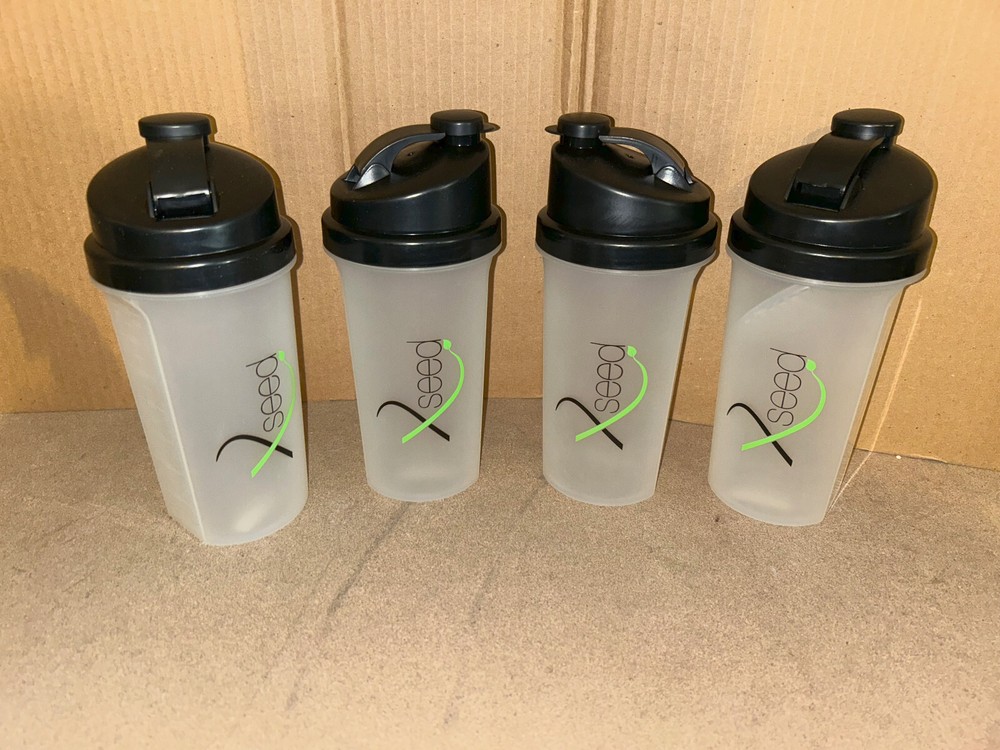 X-seed 20 Ounce round Polypropylene Protein Shaker Bottle Lot of 4x