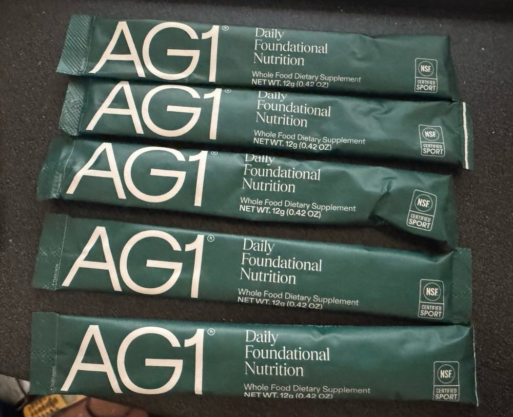 10 Count AG1 Athletic Greens 12g Individual Sealed Nutrition travel packets 3/26