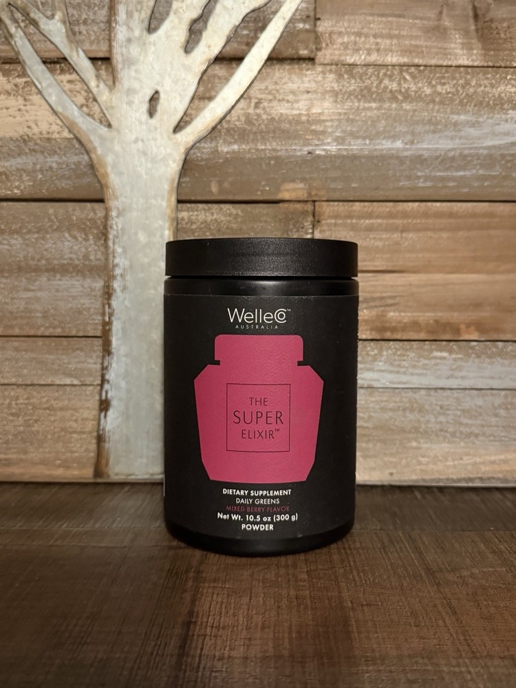WelleCo The Super Elixir Daily Greens Probiotic Drink Mix Mixed Berry EXP 4/2027