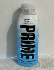 PRIME Berry Freeze Electrolyte Hydration Drink, Liquid 16.9 fl oz (500 mL)