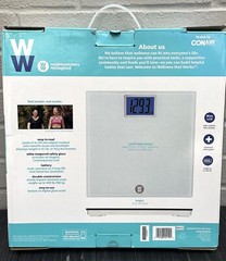 Conair Digital Glass Metallic Silver LCD Weight Watchers scale 400lbs WW514Z