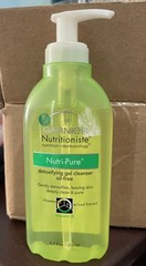 Garnier Nutritioniste Nutri-Pure Detoxifing Gel Cleanser Oil-Free 6.7 oz.